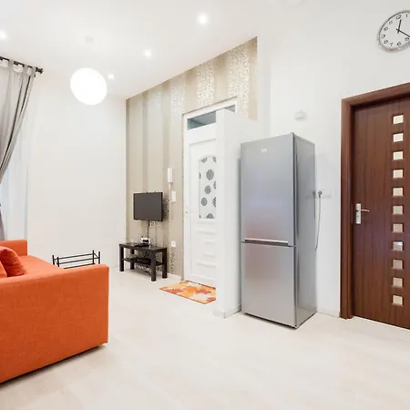 Апартаменты Modern Westend Citycenter *