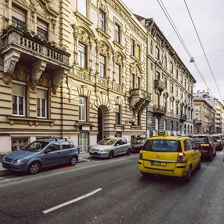 Modern Westend Citycenter *